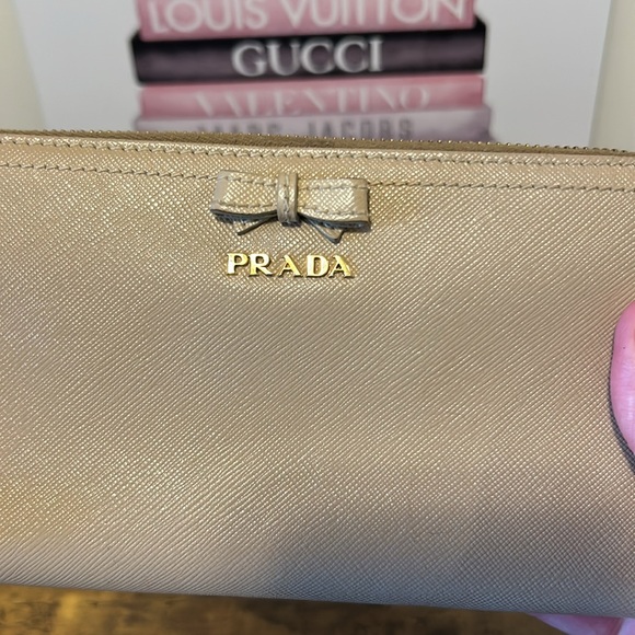 Prada Tan Bow Wallet - Picture 2 of 9